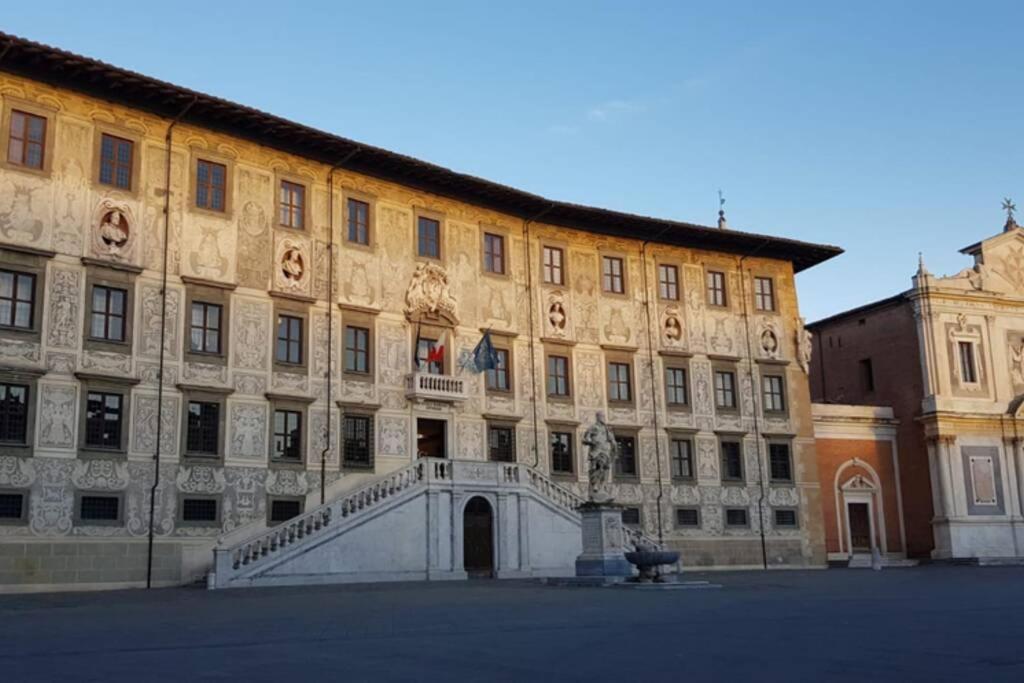 Tra Miracoli E Cavalieri Apartamento Pisa Exterior foto